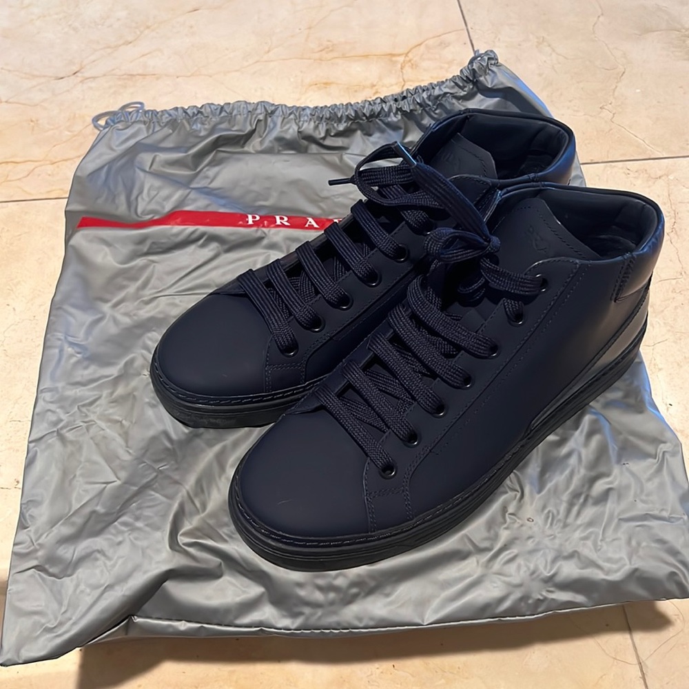 Prada sneakers (Never worn)